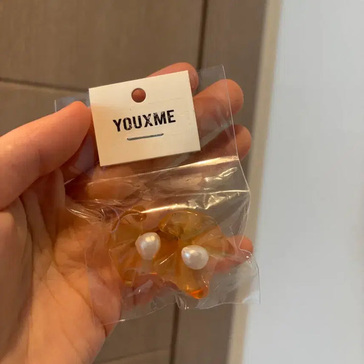 [SOLD OUT] YOUXME 진주 포인트 오렌지 귀걸이(미착용)