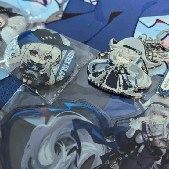 [BUNJANG] Arknights Specter / Skadi / Gladiia / Ulpianus Merchandise Bundle Set / 명일방주 스펙터/스카디/글래디아 어비셜 굿즈 일괄