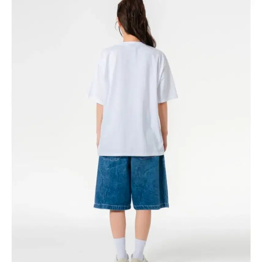 [BUNJANG] Moyou Moyou Cloud Oversized Short-Sleeve T-Shirt White / 새상품) 모즈모즈 클라우드 오버핏 반팔 화이트 티셔츠