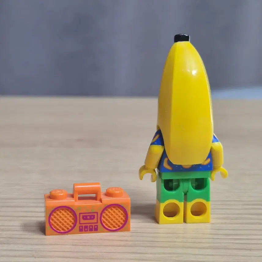 [BUNJANG] Lego 5005250 Banana Minifigure / 레고 5005250 바나나 알바 미니피규어