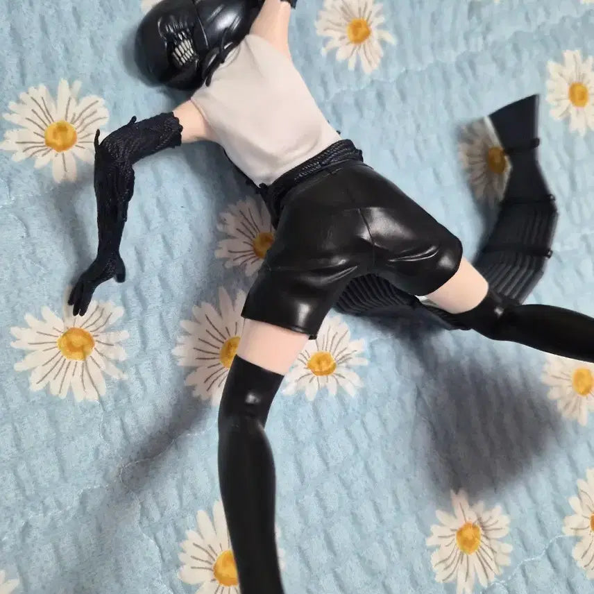 [BUNJANG] Chainsaw Man Leje &amp; Power Figure / 체인소맨 레제 밤 피규어