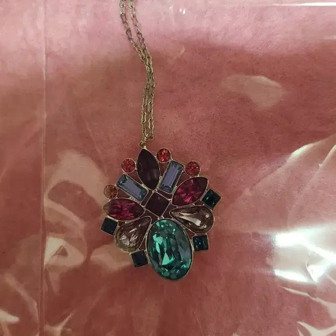 [BUNJANG] Swarovski Infinity &amp; Flower Design Necklace Set with Bonus Bracelet / 스와로브스키 목걸이 2개 세트일괄 팔찌서비스