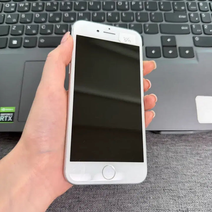 [BUNJANG] Apple iPhone 7 32GB (A1778) - Excellent Condition, 100% Battery Health / G12 s급 아이폰7 32기가 무음