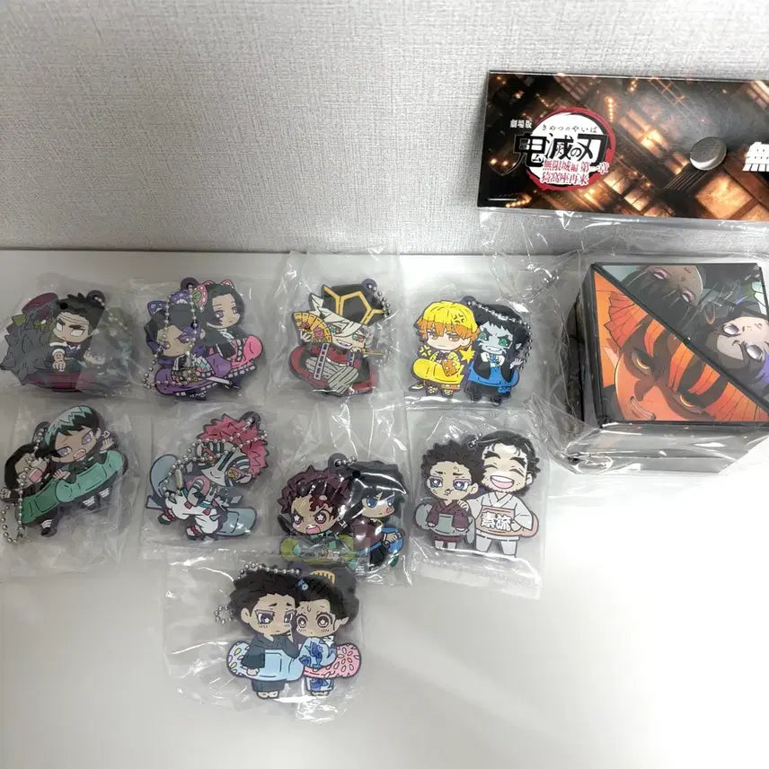 [BUNJANG] Demon Slayer: Mugen Train Arc Rubber Mascot Keychain Gacha / 귀멸의 칼날 귀칼 무한성편 러버 마스코트 키링 가챠 무한큐브