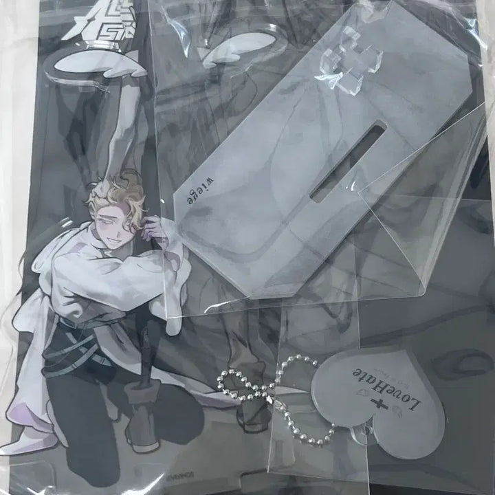 [BUNJANG] A-Stage Luca HyunA Love Hate Acrylic Stand / 에이스테 루카현아 러브헤이트 아크릴