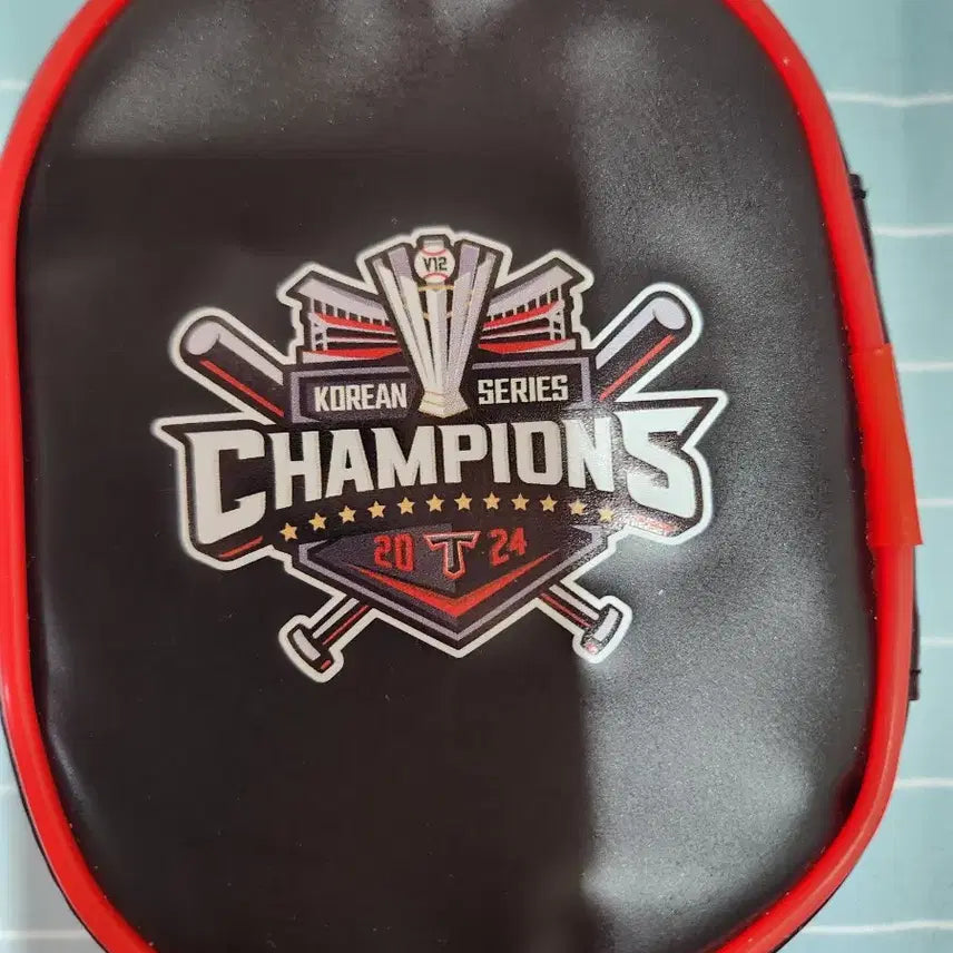 [BUNJANG] Kia Tigers Choi Kang-Leash Pouch / 기아 타이거즈 최강래시 파우치