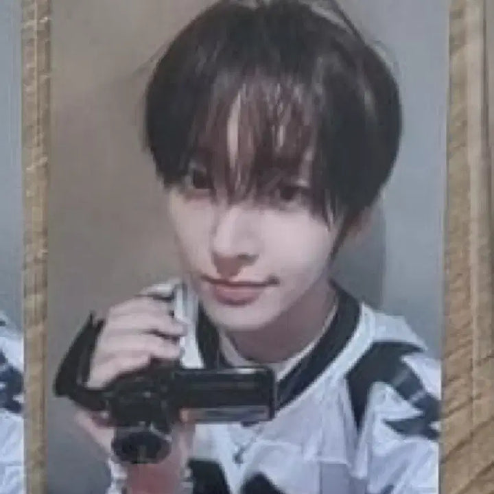[BUNJANG] KICKFLIP Kyehoon Donghyun Makestar Lucky Draw Photocard DV Director Version / 킥플립 동현 메이크스타 대면 방콕 미공포 dv감독 ver.