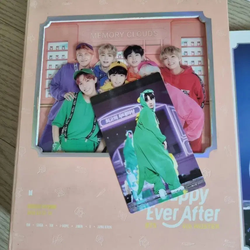 [SOLD OUT] 방탄 머스터4기 dvd 호석 지민 포카포함 일괄양도. bts 머사터