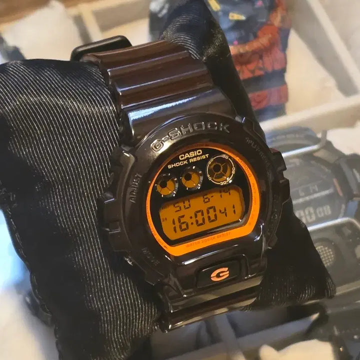 [BUNJANG] Casio G-Shock DW-6900CB Watch / 카시오 G-SHOCK dw-6900cb