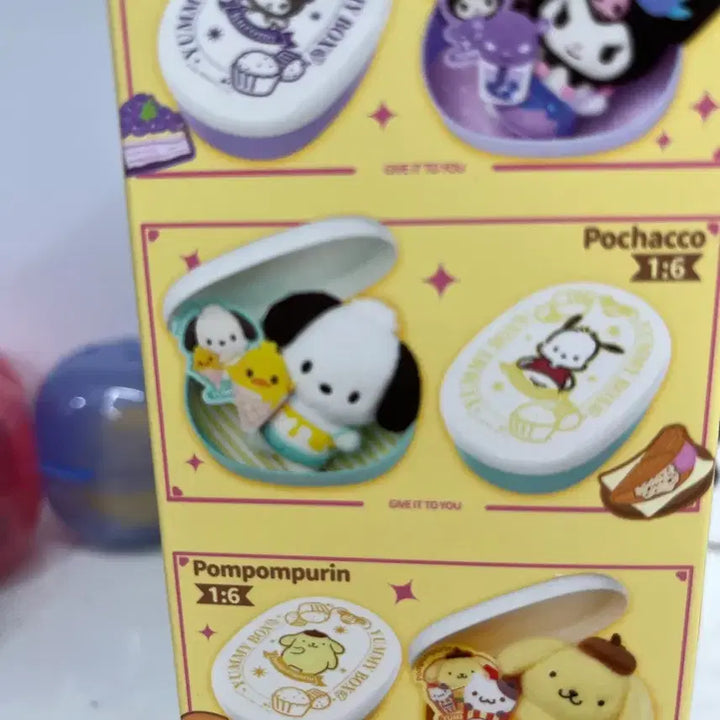 [BUNJANG] Sanrio Pochacco Lunch Box + Plush Doll / 산리오 도시락통+포챠코인형