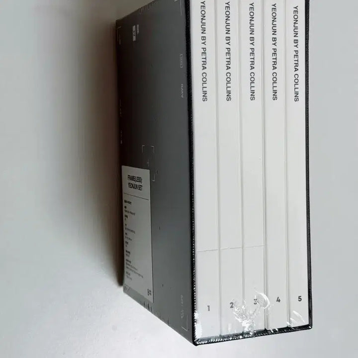 [BUNJANG] TXT Yeonjun Vogue Salon Merch Sealed / 투바투 연준 보그살롱 머치 미개봉