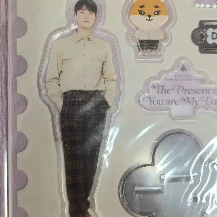 [BUNJANG] Day6 Young K 2023 Gift Concert Acrylic Kit / (새상품) 데이식스 영케이 2023 선물콘 아크릴 키트