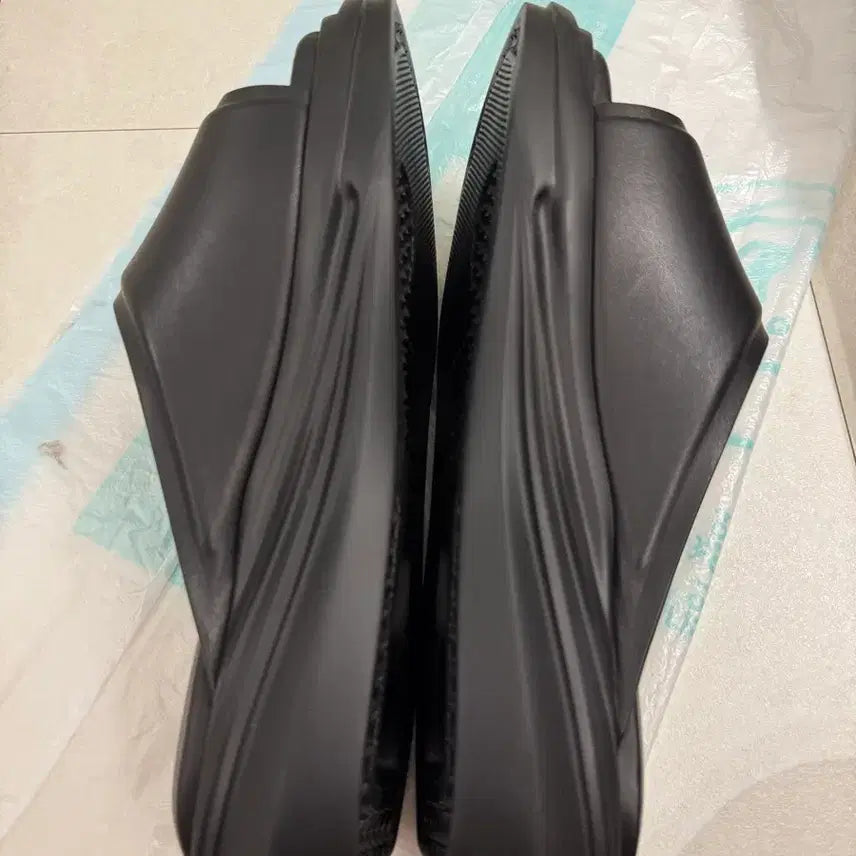 [BUNJANG] 1017 ALYX 9SM Mono Slide Leather Sandals Size 42 / 알릭스 1017 ALYX 9SM 레더 모노 슬라이드 42