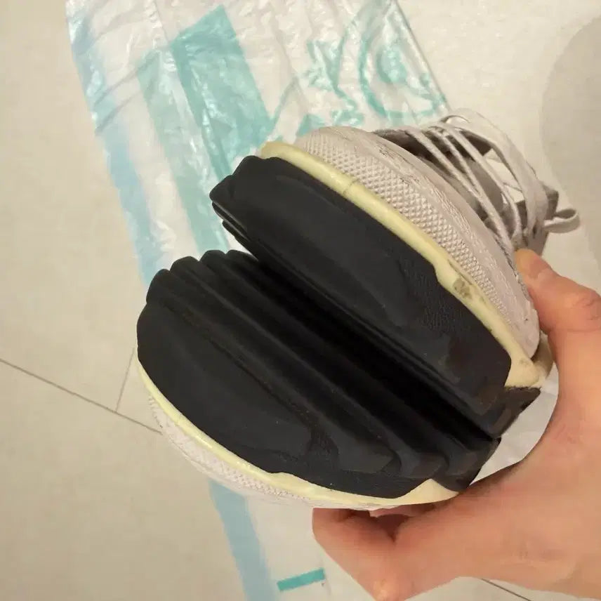 [BUNJANG] Adidas x Raf Simons Detroit Runner Sneakers / 아디다스 X 라프시몬스 디트로이트 러너