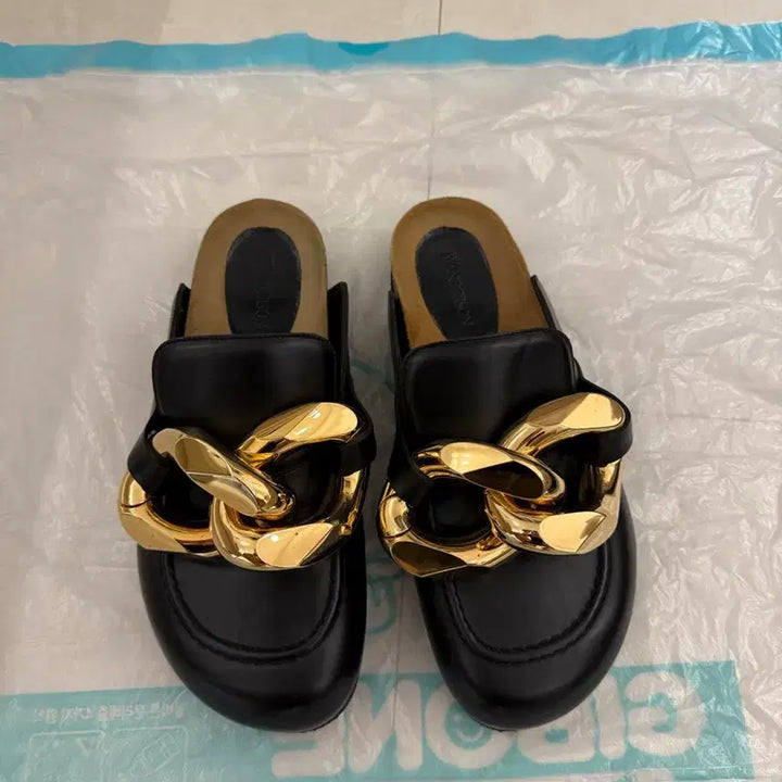 [BUNJANG] JW Anderson Chain Mules Black Leather Size 42 / JW 앤더슨(JW Anderson) 체인 뮬 42