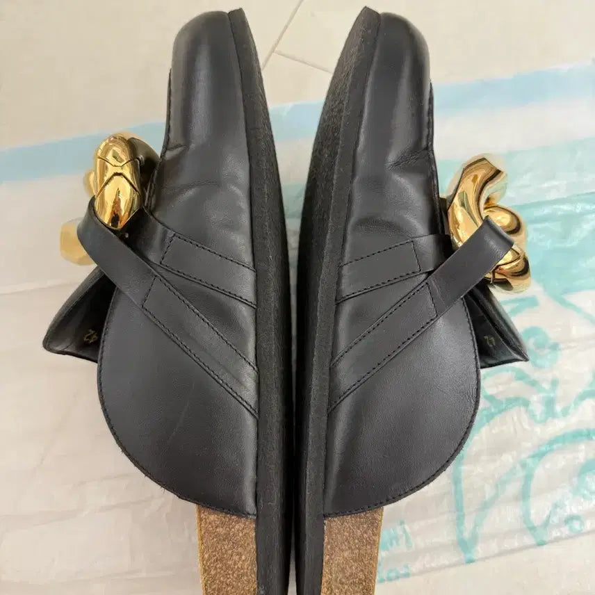 [BUNJANG] JW Anderson Chain Mules Black Leather Size 42 / JW 앤더슨(JW Anderson) 체인 뮬 42