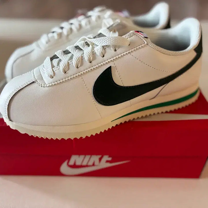 [BUNJANG] Nike Cortez G-Zi Green &amp; Malachite Leather Sneakers (240) / 나이키 코르테즈 골지 그린앤말라카이트 240 새상품