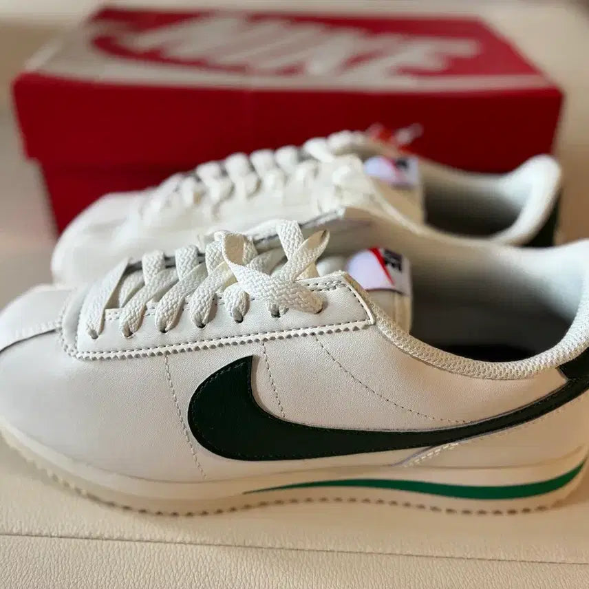 [BUNJANG] Nike Cortez G-Zi Green &amp; Malachite Leather Sneakers (240) / 나이키 코르테즈 골지 그린앤말라카이트 240 새상품