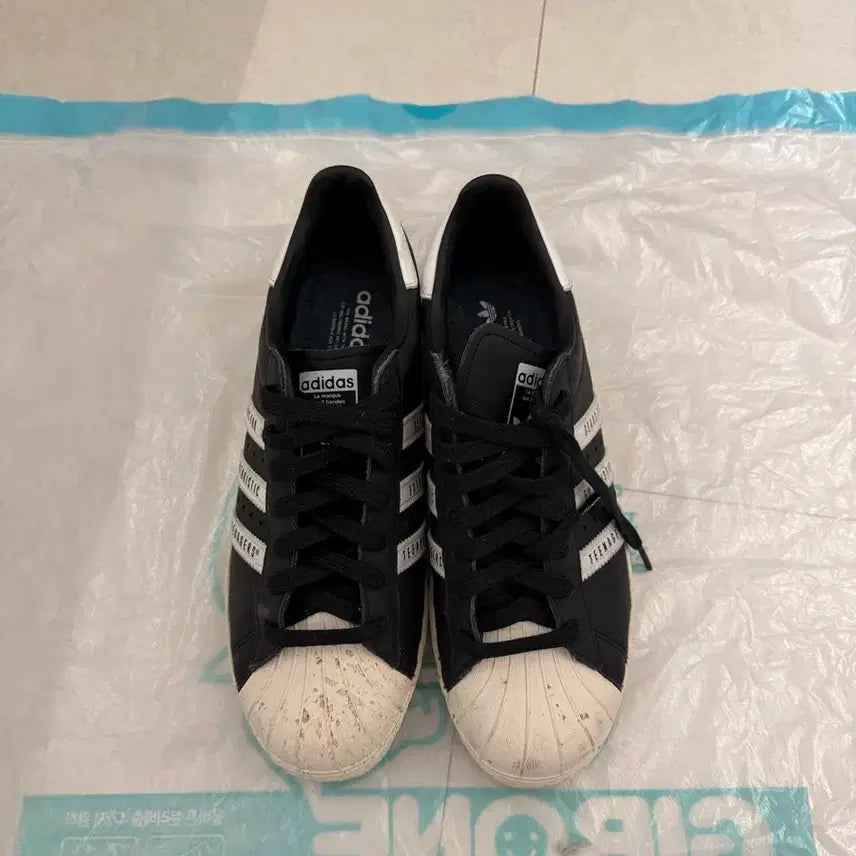 [BUNJANG] Adidas x Human Made Superstar Black White / 아디다스 x 휴먼 메이드 슈퍼스타 블랙 화이트