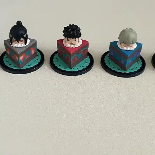 [BUNJANG] Kaiju No. 8 Puchi-rasu Cake Gacha Bundle Set / 일괄)괴수8호 푸치바스 케이크가챠