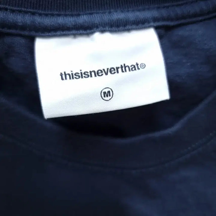 [BUNJANG] thisisneverthat x Budweiser Short Sleeve T-Shirt M / 디스이즈네버댓 X 버드와이저 반팔 M