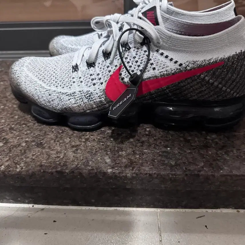 [BUNJANG] Nike Air VaporMax Flyknit 275 New / 나이키 에어 베이퍼맥스 플라이니트 275 새상품