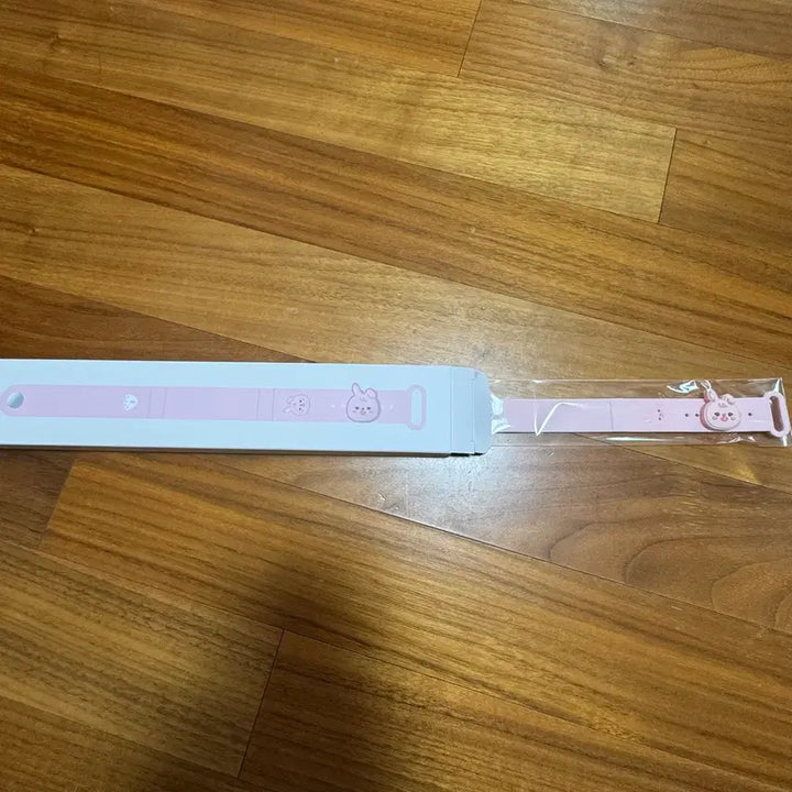 [SOLD OUT] 미개봉 쁘띠멀즈 필 스트랩