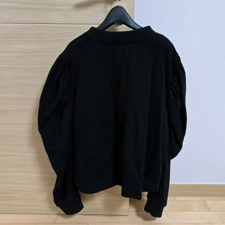 [BUNJANG] Rabbitti Shirring Zip-Up Black Size 38 / rabbitti 래비티 셔링 집업 블랙