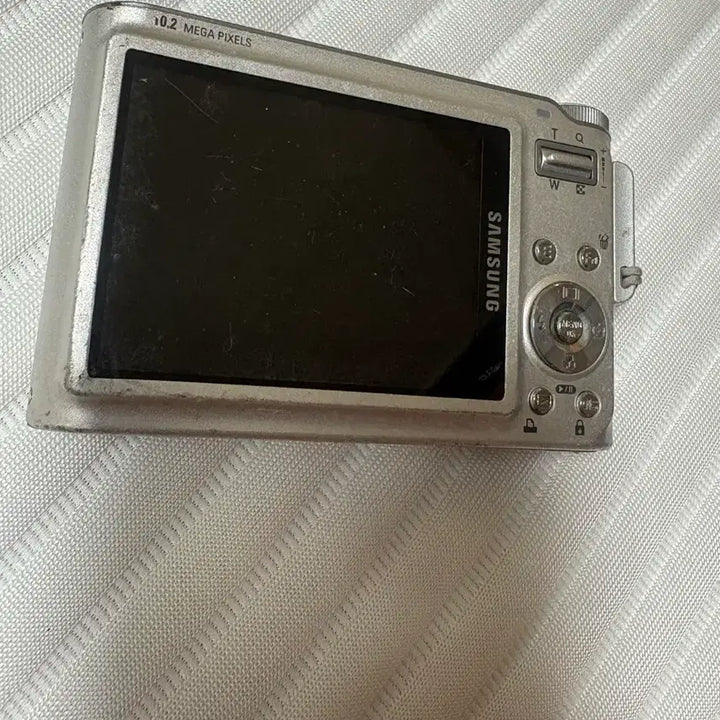 [BUNJANG] Samsung VLUU NV9 Silver Digital Camera / 삼성 VLUU NV9 실버디카