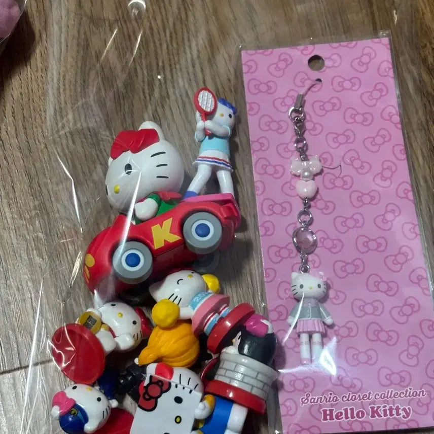 [BUNJANG] Long-Legged Kitty &amp; Choco Egg Classic Figure Set / 롱다리 키티 + 초코에그 고전 피규어 등