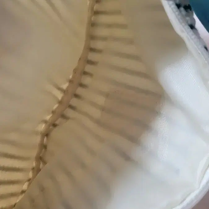 [BUNJANG] MASMARULES Stripe Pouch with Tassel Keychain / 마스마룰즈 파우치 스트라이프
