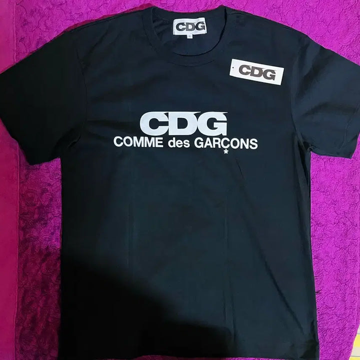 [SOLD OUT] CDG 꼼데가르송 로고 반팔 티셔츠 드립니다(새상품/정품)