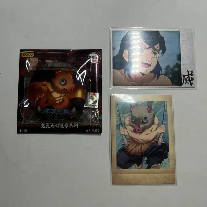 [BUNJANG] Demon Slayer Inosuke Can Badge &amp; Photocard Set / 귀멸의 칼날 이노스케 캔뱃지,포토카드