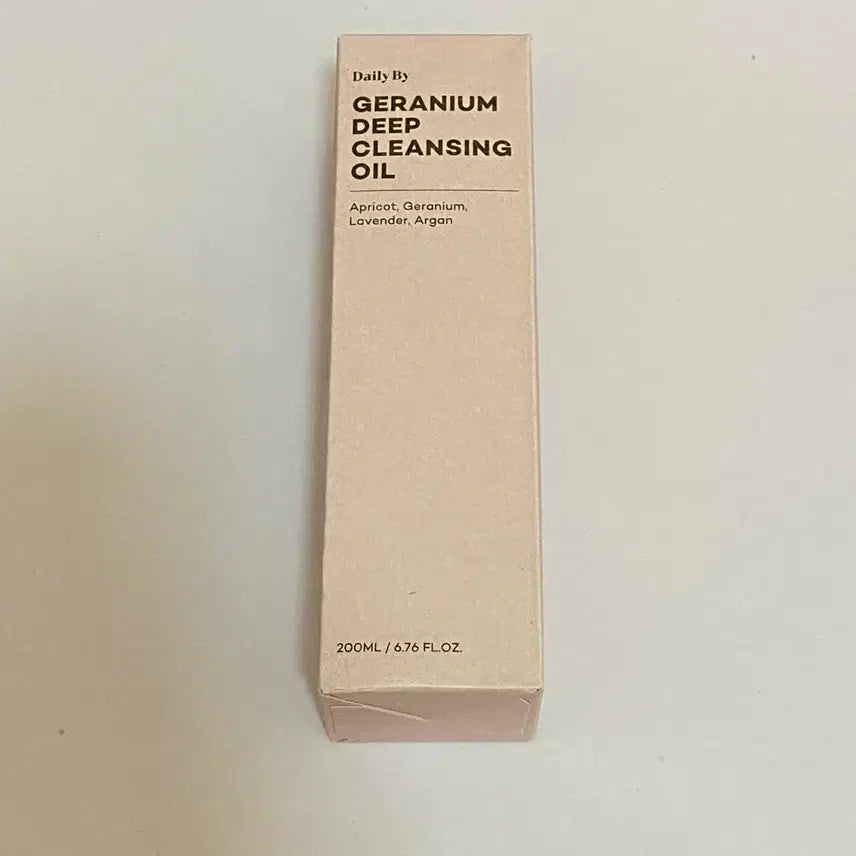 [BUNJANG] Daily By Geranium Deep Cleansing Oil 200ml / 데일리바이 제라늄 딥 클렌징 오일 200ml