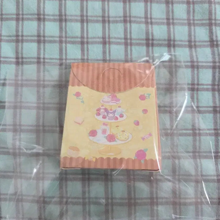[SOLD OUT] 산리오 폼폼푸린 디저트 도넛 미니 피규어 미니어처