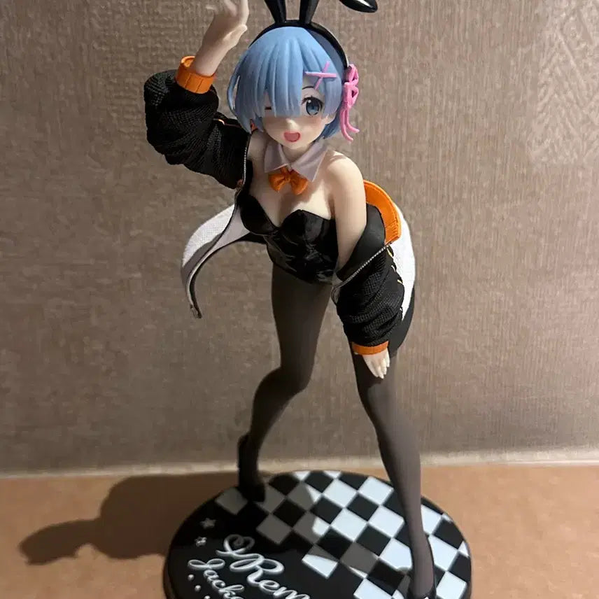 [BUNJANG] Re:Zero Starting Life in Another World Rem Jacket Bunny Girl Figure (Unsealed) / [개봉] Re:제로부터 시작하는 이세계 생활 렘 자켓 바니 걸 피규어