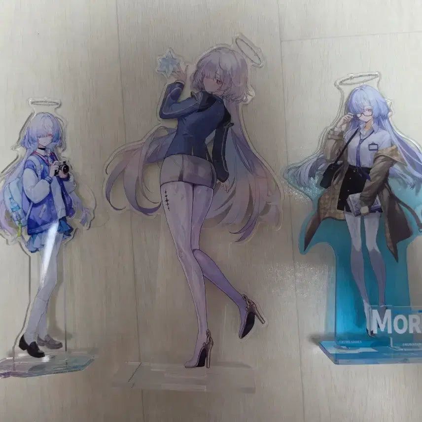[BUNJANG] Myojo Official &amp; Unofficial Acrylic Stand Bundle Set / 명조 모니에 굿즈 일괄 팝니다(공식2 비공식1)