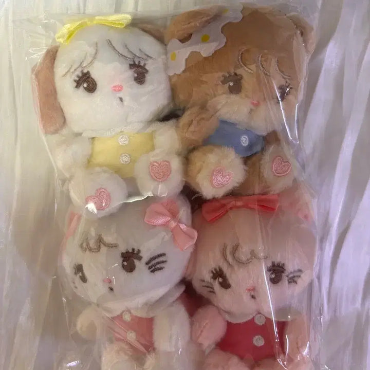 [BUNJANG] Miko Doll Gacha Keyring / 미코 인형 가챠 키링