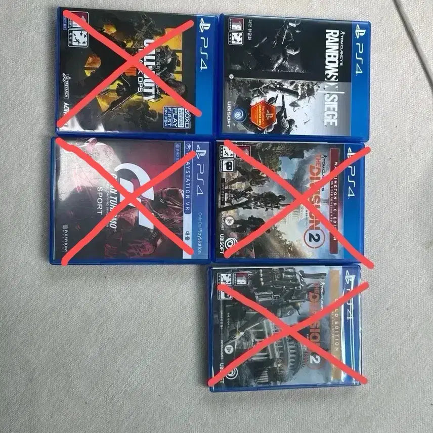 [BUNJANG] PlayStation 4 Game Titles Bundle (Uncharted 4, Uncharted Collection, Rainbow Six Siege, Horizon Zero Dawn) / PS4 게임 타이틀 4종 판매 개당 만원!