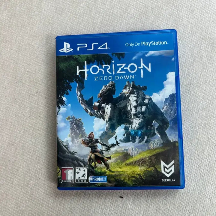 [BUNJANG] PlayStation 4 Game Titles Bundle (Uncharted 4, Uncharted Collection, Rainbow Six Siege, Horizon Zero Dawn) / PS4 게임 타이틀 4종 판매 개당 만원!