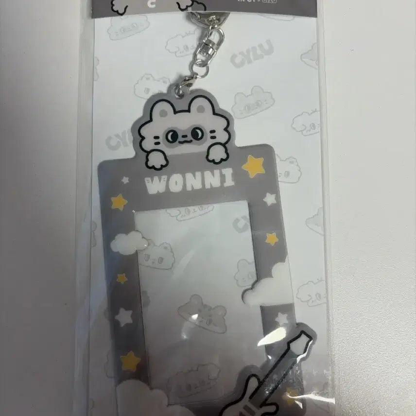 [BUNJANG] Lucy Jo Won-sang Photocard Holder CYLU / 루시 조원상 포카홀더 CYLU