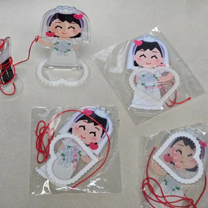 [BUNJANG] Ilustoya Wedding Bride Acrylic Standee / (재고3개)이라스토야 웨딩신부 아크릴