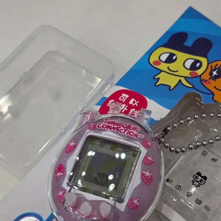 [BUNJANG] Tamagotchi Connection Strawberry Milk Shell + Full Cover Transparent Case / 다마고치 커넥션 딸기우유쉘+풀커버 투명케이스