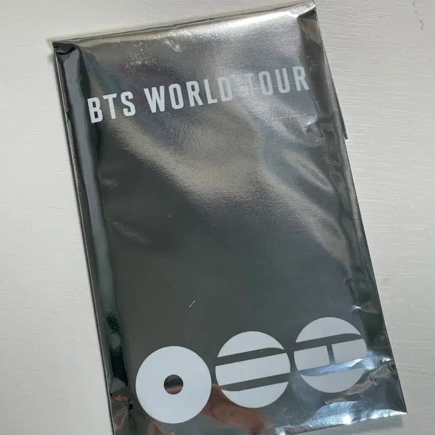 [BUNJANG] BTS World Tour Busan Concert Lucky Draw Photocard (Sealed) / 미개봉 BTS 방탄 world tour 부산콘 역조공 포토카드 판매