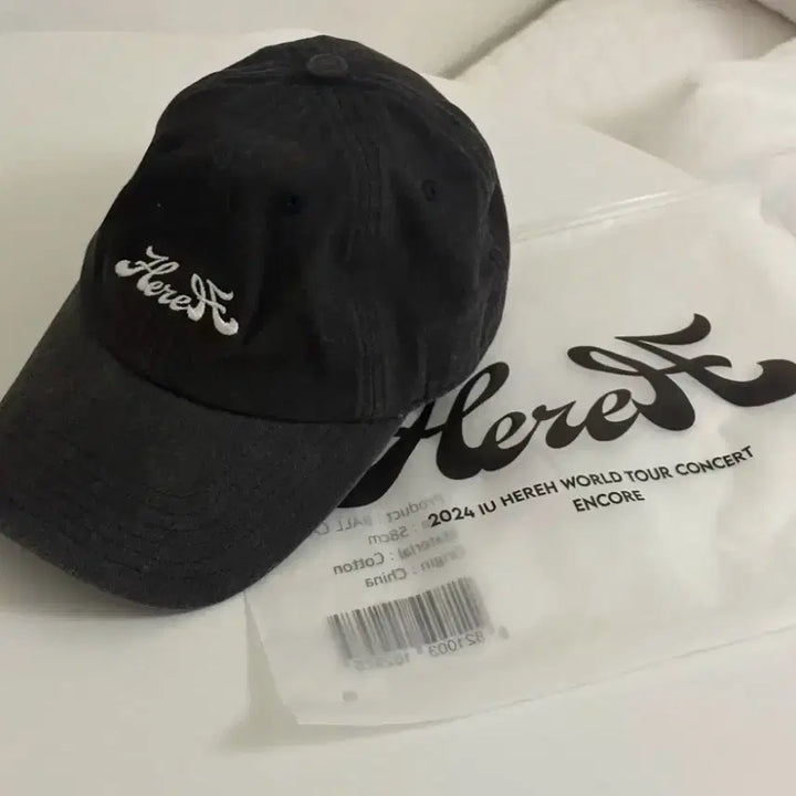 [BUNJANG] IU 2024 Concert Hat / 아이유 2024 헐콘 모자