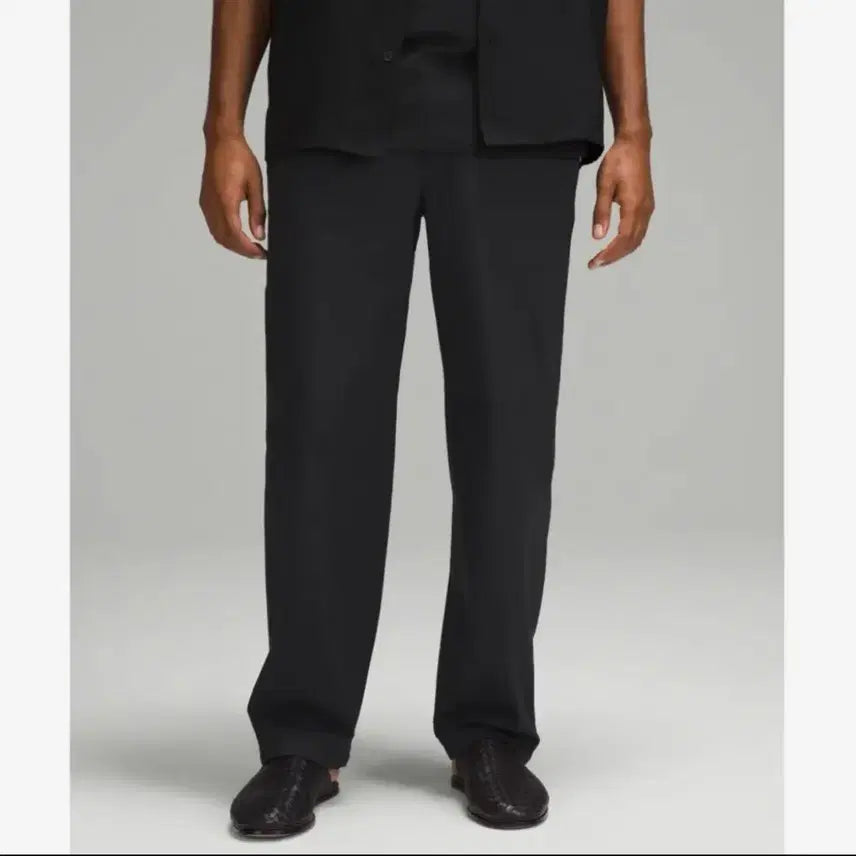 [BUNJANG] Lululemon Poplin Relaxed Fit Pants M Black / 룰루레몬 릴렉스핏 팬츠 M