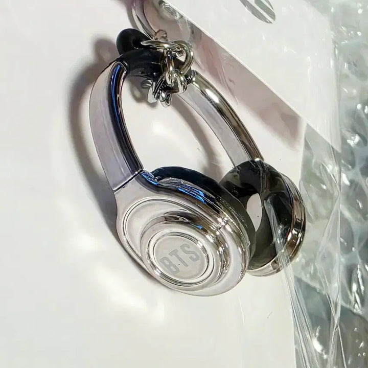 [BUNJANG] BTS Headphone Keyring / 미개봉 새상품 BTS 방탄 헤드폰 키링 굿즈