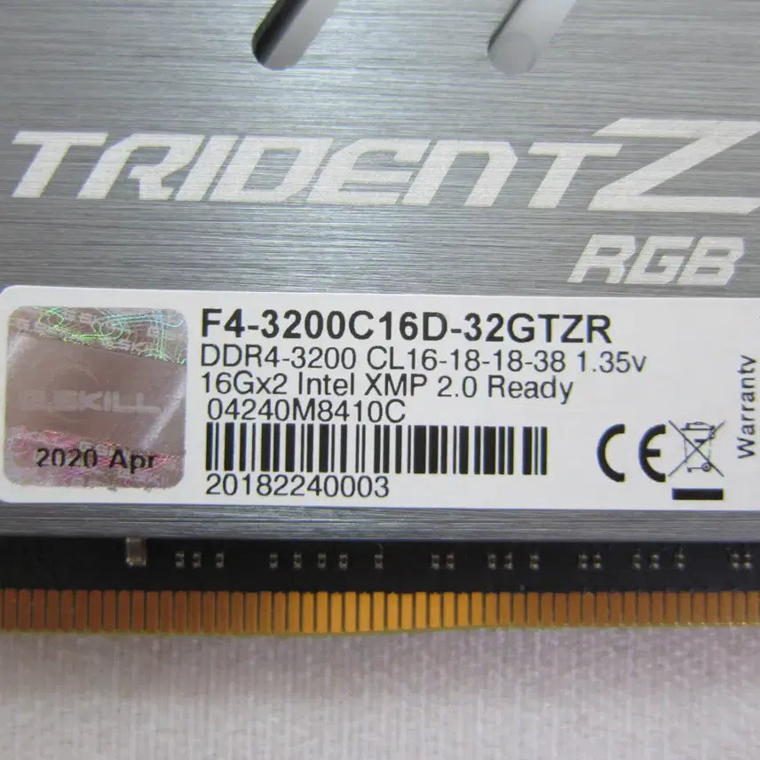 [BUNJANG] G.Skill Trident Z RGB DDR4-3200 CL16 32GB (2x16GB) Desktop Memory RAM / 지스킬 DDR4-3200 TRIDENT Z RGB 32G(16Gx2)
