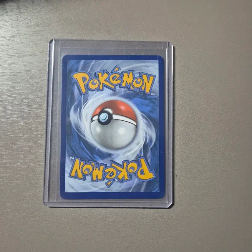 [BUNJANG] 2024 Halloween Pikachu Winged Head Pokemon Card / 2024 할로위 포켓몬카드 날개치는 머리