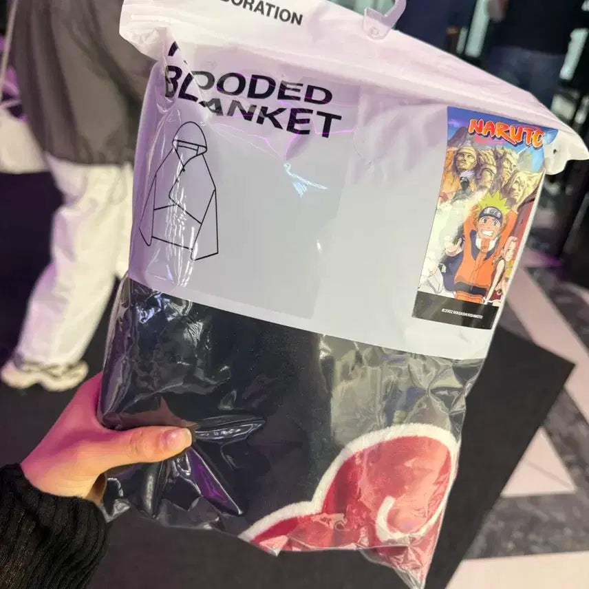 [BUNJANG] SPAO Naruto Akatsuki Hooded Blanket (Sealed) / (미개봉) 스파오 나루토 후드담요 아카츠키